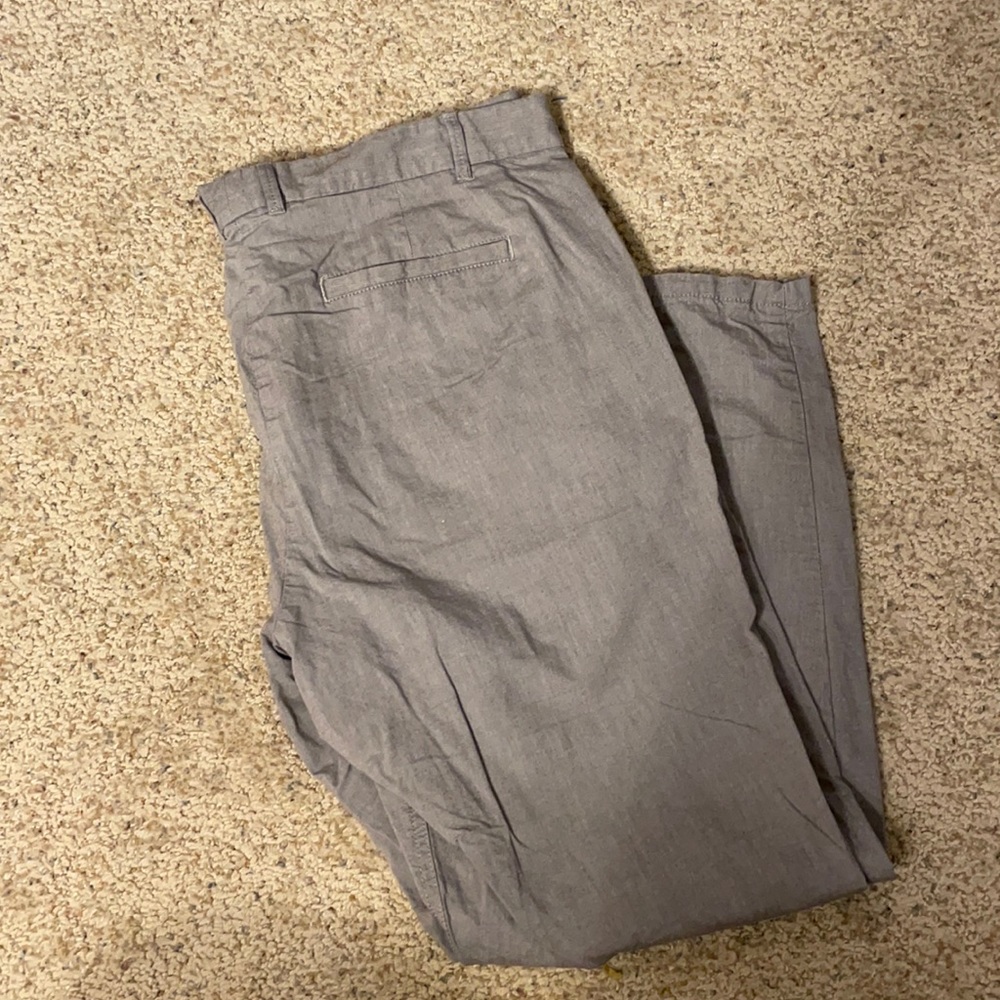 GAP CHINO PANTS